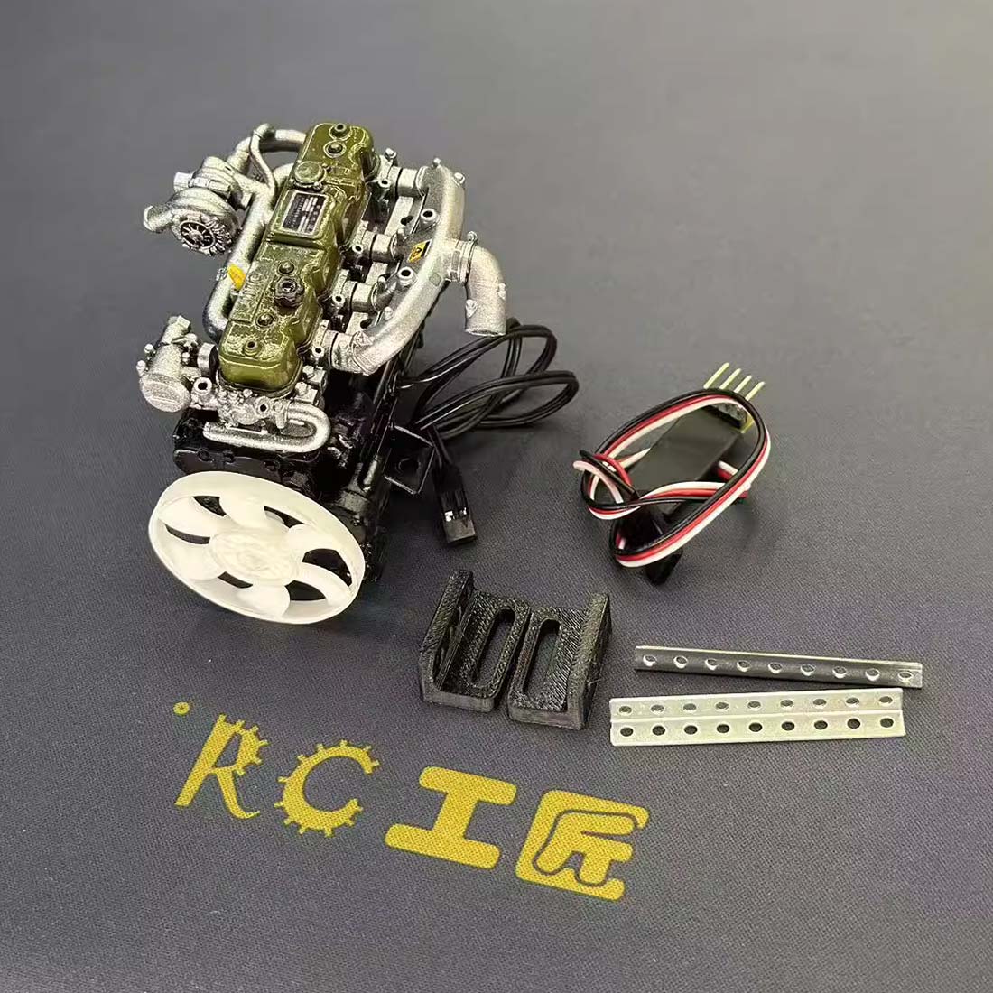 1/10 Resin Vintage Inline-4 Diesel Engine for RC Crawlers